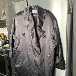 GIANFRANCO  FERRE    DRESS TRENCH  COAT .